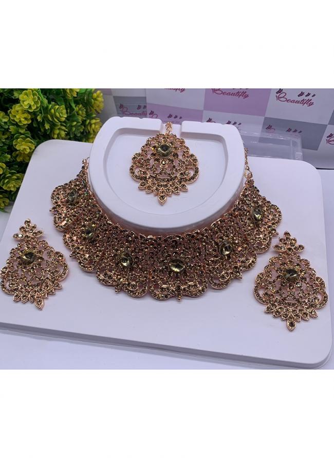 Copper Plated Stone Studded Necklace Set